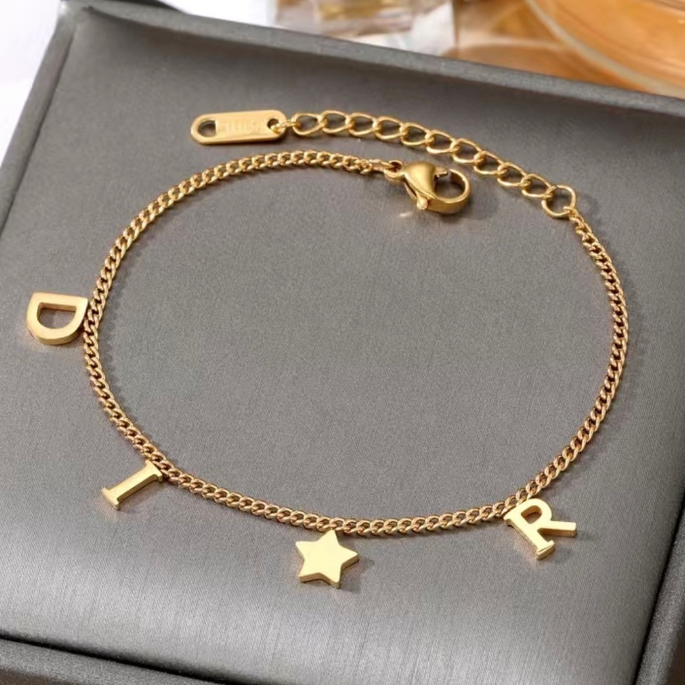 Gold Luxury Name Star Bracelet